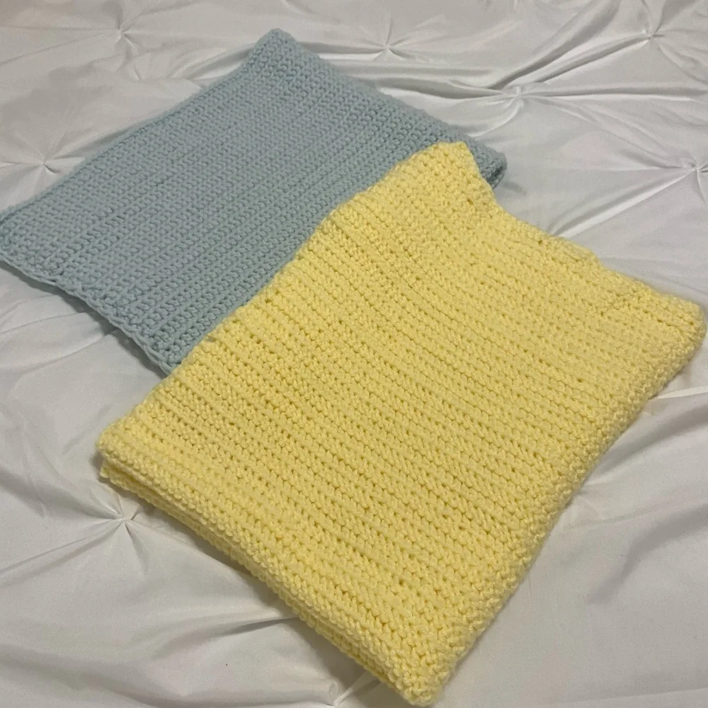 Vintage blue crocheted knit blanket throw